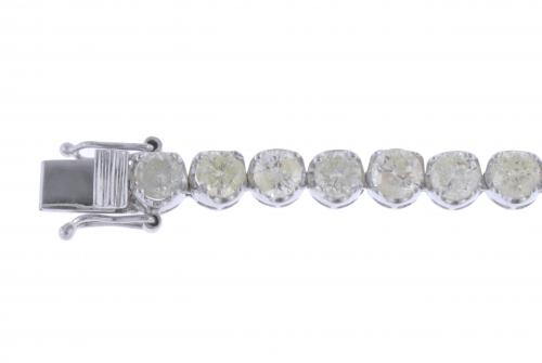 DIAMONDS RIVIÈRE BRACELET.