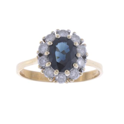 ROSETTE RING WITH SAPPHIRE AND DIAMONDS.