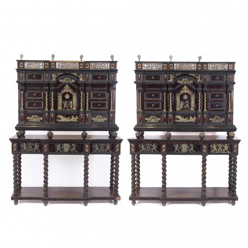 PAIR OF CABINETS ON CONSOLES, MANNERIST STYLE, 20TH CENTURY.