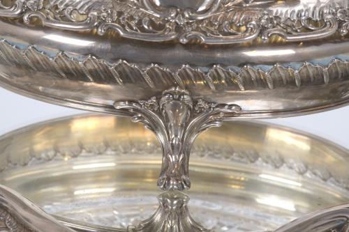 SILVER CENTREPIECE, 20TH CENTURY.