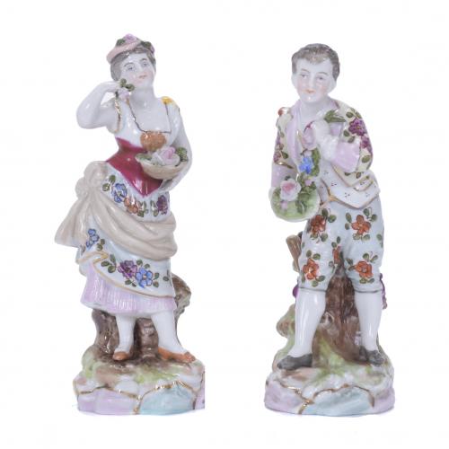 PAIR OF SMALL PORCELAIN FIGURES, 20TH CENTURY.