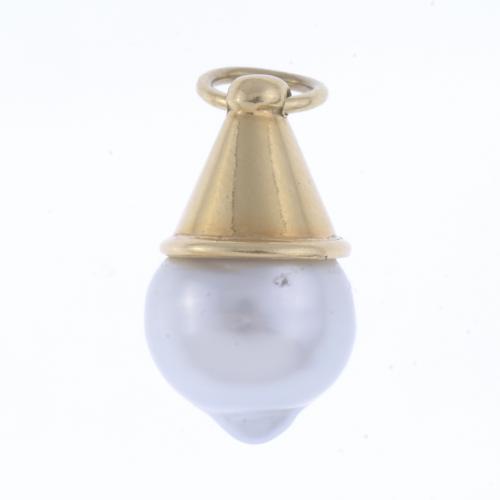 PENDANT WITH AUSTRALIAN PEARL.