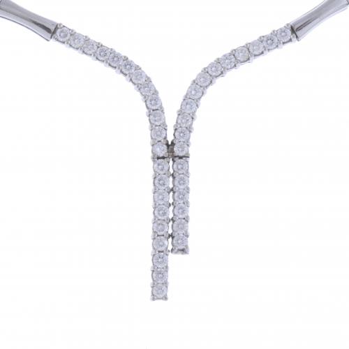 CHOKER WITH DIAMONDS.