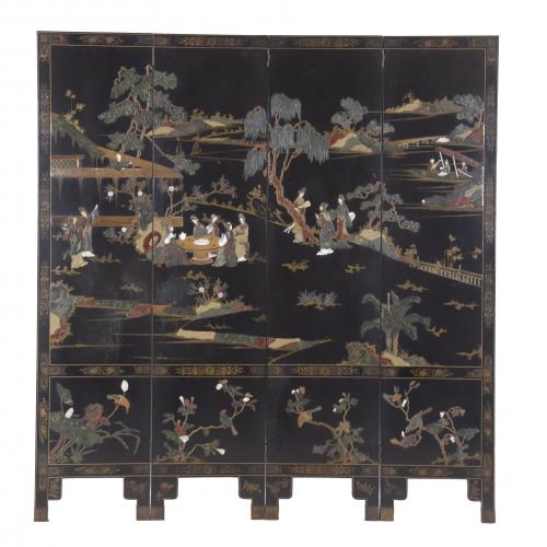 CHINESE FOLDING SCREEN, 20TH CENTURY.