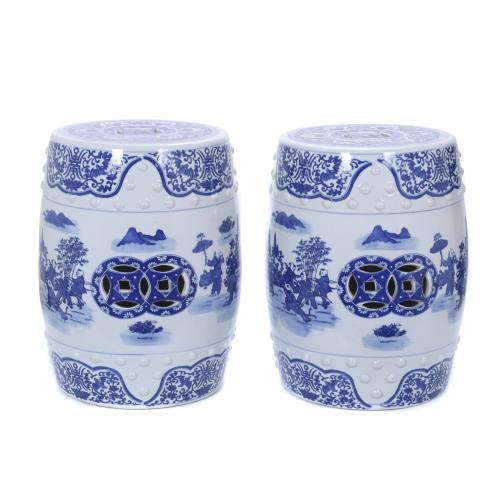 20TH CENTURY CHINESE SCHOOL. PAIR OF PORCELAIN STOOLS.