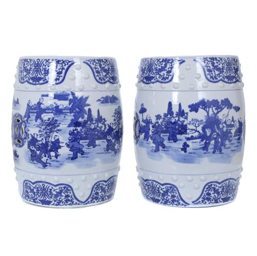 20TH CENTURY CHINESE SCHOOL. PAIR OF PORCELAIN STOOLS.