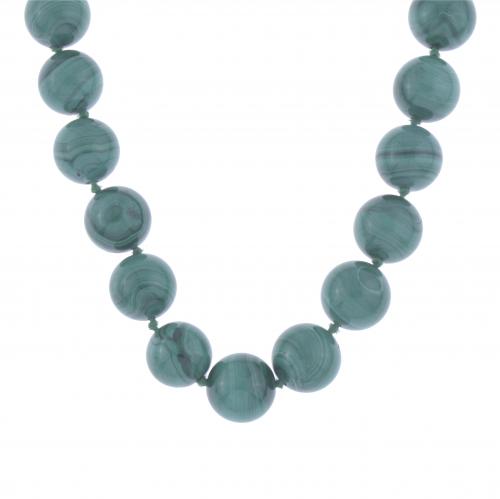 MALACHITE LONG NECKLACE.