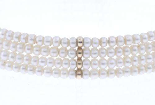 PEARLS CHOKER.