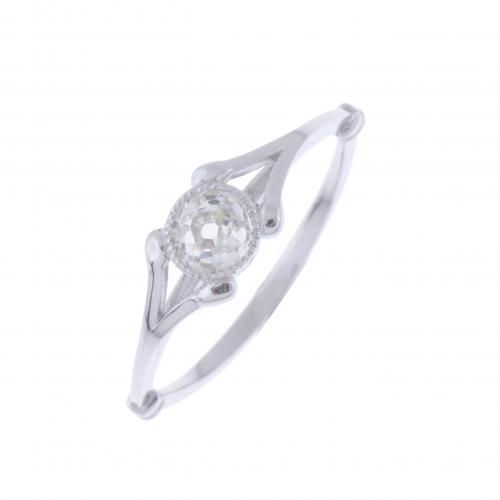 ART DECO STYLE SOLITAIRE RING.