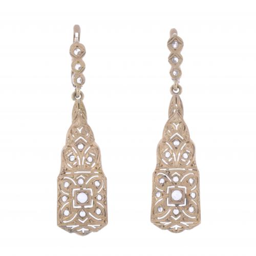 ELIZABETHAN EARRINGS.