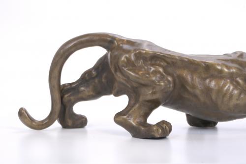 BRONZE PANTHER, SECOND HALF OF THE 20TH CENTURY.