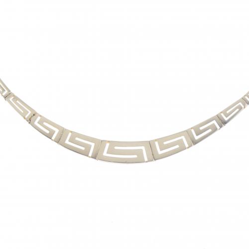 CHOKER WITH FRETWORK.