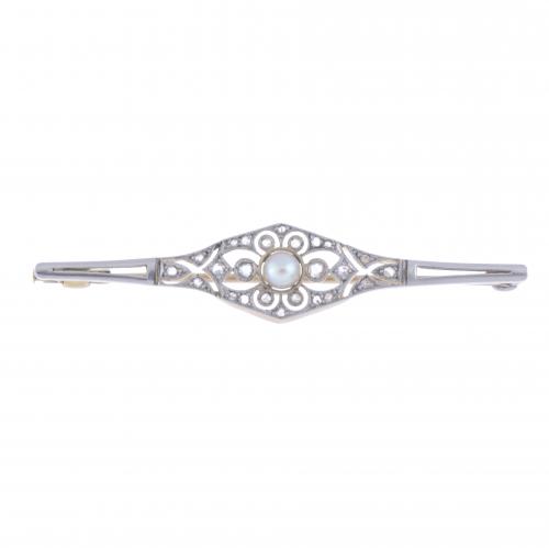 ART DECO DIAMONDS BROOCH.