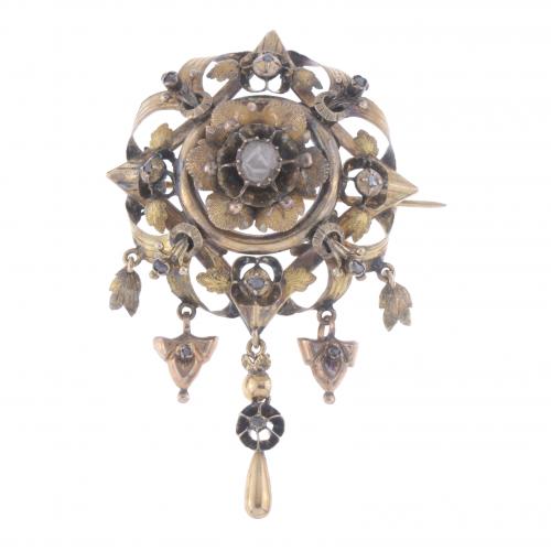 ELIZABETHAN ROUND BROOCH.