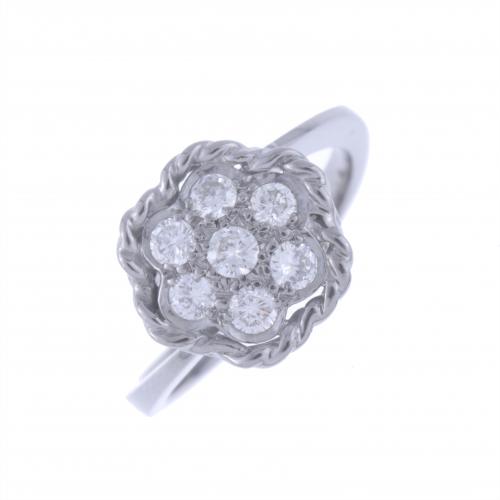 DIAMONDS ROSETTE RING.