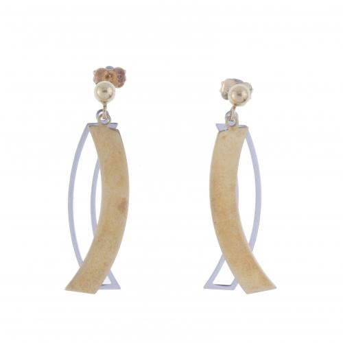 TWO-TONE LONG EARRINGS.