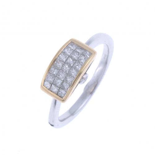 TWO-TONE RING WITH DIAMONDS.