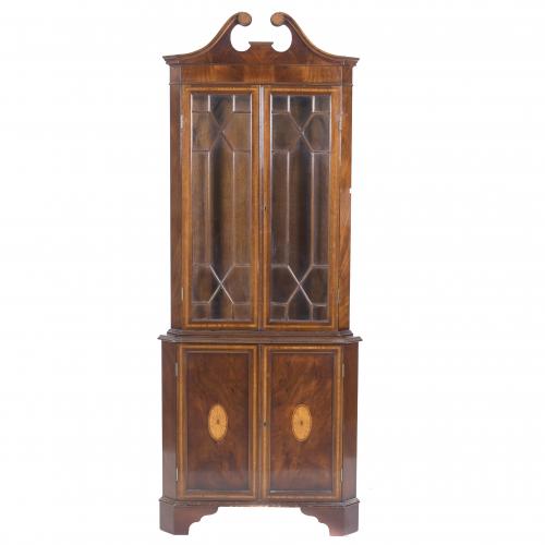 GEORGE III STYLE DISPLAY CABINET, 20TH CENTURY.