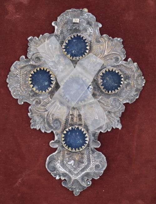 SILVER RELIQUARY CROSS, 19TH CENTURY.