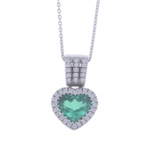 PENDANT WITH EMERALD HEART AND DIAMONDS.