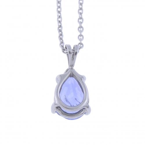 PENDANT WITH TANZANITE.