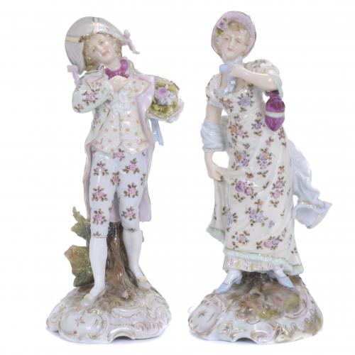 PAIR OF PORCELAIN FIGURES, 20TH CENTURY.