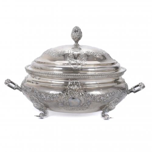 ELIZABETHAN SILVER TUREEN.