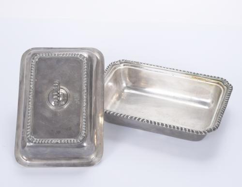 SILVER LUNCH BOX, 20TH CENTURY.