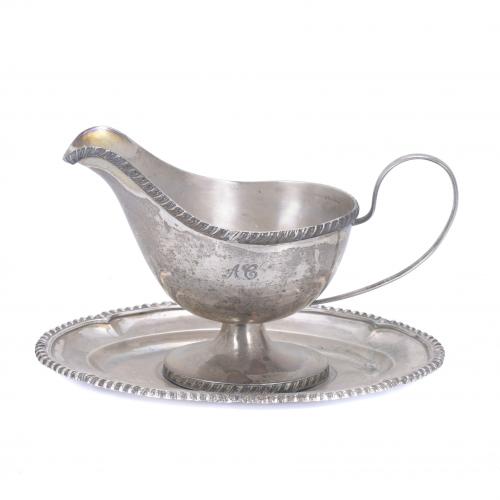 SILVER SAUCE BOAT ON PLATTER, 20TH CENTURY.