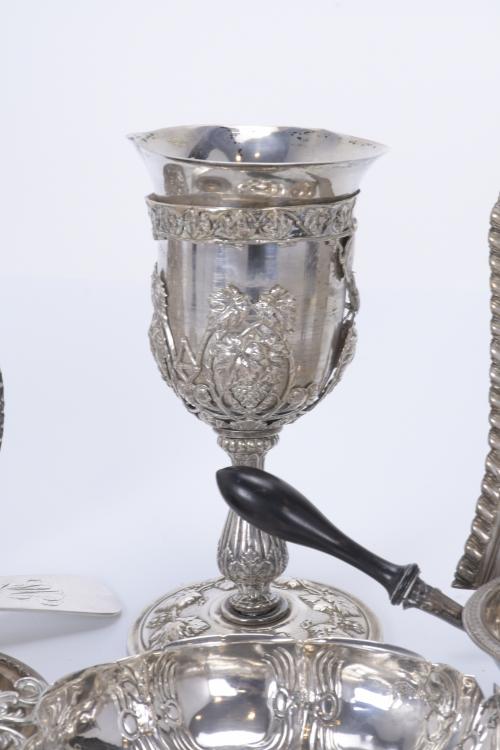 VARIOUS SILVER SERVING ITEMS, 19TH AND 20TH CENTURY.