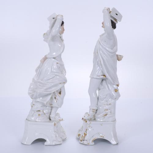 PAIR OF ELIZABETHAN PORCELAIN VASES.