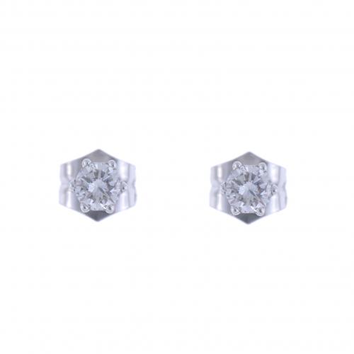 DIAMONDS STUD EARRINGS.