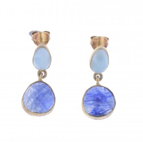 EARRINGS WITH GEMSTONES.