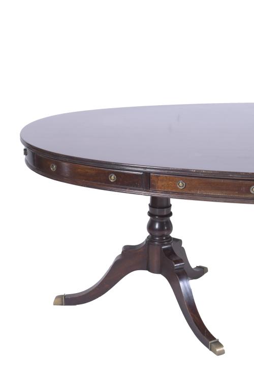 MESA DE COMEDOR DE ESTILO REGENCY, SIGLO XX.