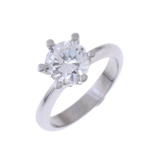 SOLITAIRE DIAMOND RING.