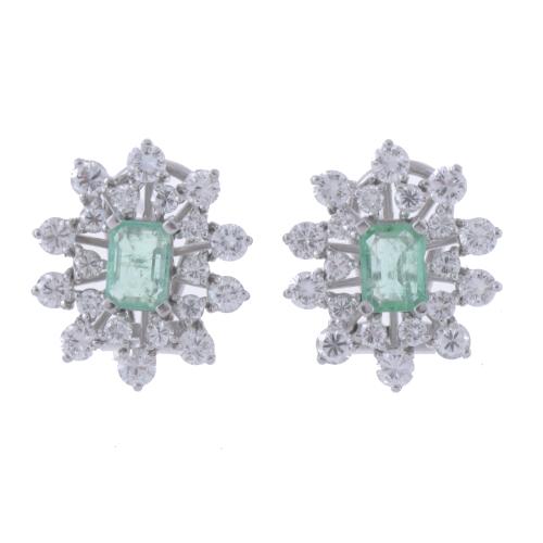 ROSETTE EARRINGS WITH EMERALDS AND DIAMONDS.