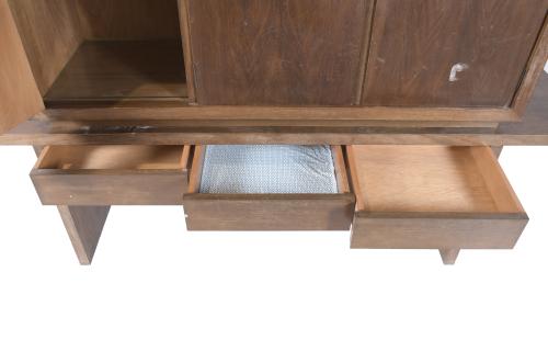 JORDI VILANOVA I BOSCH (1925-1998) SIDEBOARD.