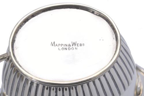 MAPPIN & WEBB. LONDON. JUEGO DE CAFÉ Y TE INGLÉS EN PLATA, 