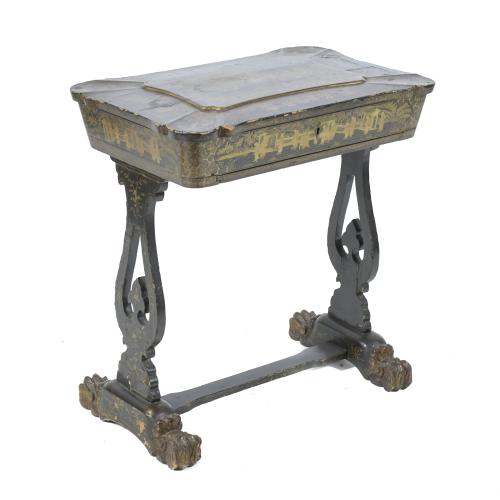 CHINESE SEWING BOX, 19TH CENTURY, FOR EUROPEAN EXPORT.