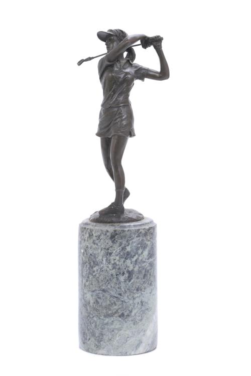 GOLF PLAYER SCULPTURE.