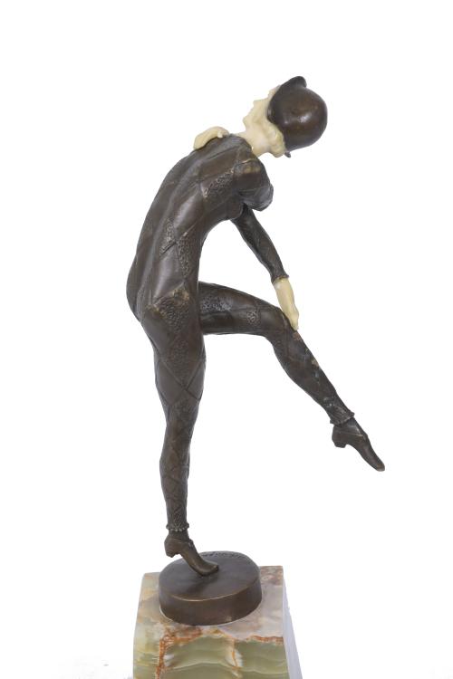 "COLOMINA" FIGURE, AFTER MODELS BY D. H. CHIPARUS.