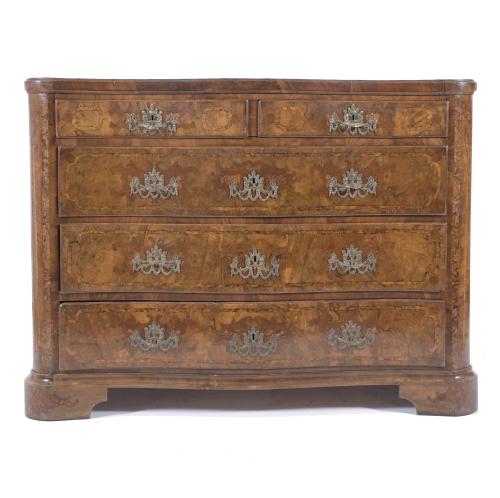 FRENCH REGENCY CHEST OF DRAWERS, CIRCA 1720-1730.