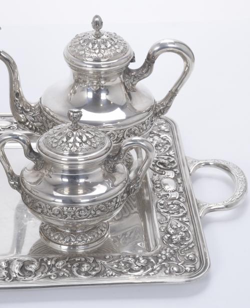 SILVER COFFEE SET, BELLE ÉPOQUE STYLE.