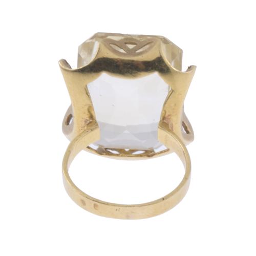 LARGE RING WITH YELLOW TOPAZ.