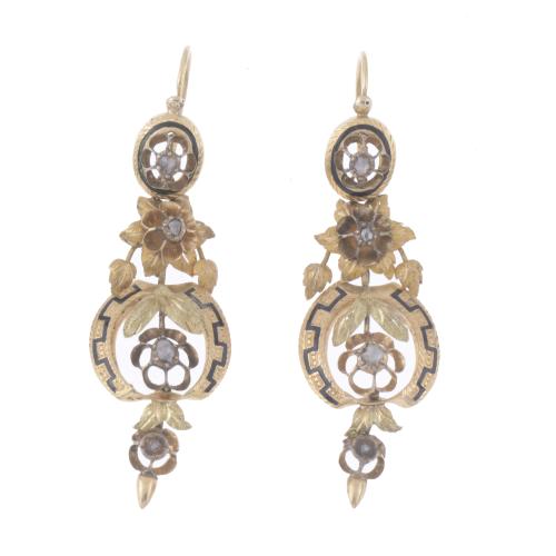 ELIZABETHAN LONG EARRINGS.