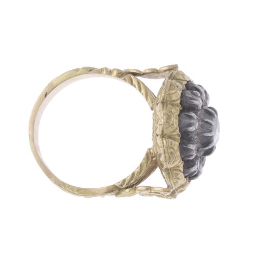 ROSETTE RING, EARLY 20TH CENTURY.