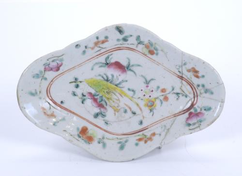 CUATRO BANDEJAS PORCELANA CHINA FAMILIA ROSA, FIN. S. XIX.