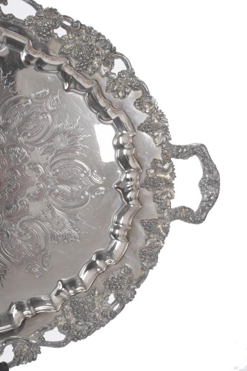 SHEFFIELD. LARGE SILVERY MATEL TRAY, CIRCA 1860