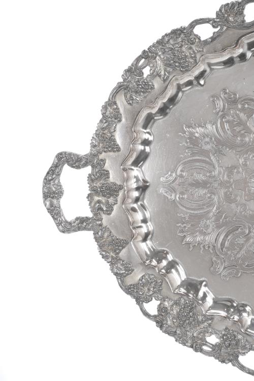 SHEFFIELD. LARGE SILVERY MATEL TRAY, CIRCA 1860