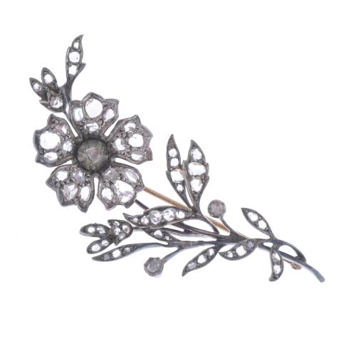 GRAN BROCHE FLORAL, FIN. DEL SIGLO XIX.